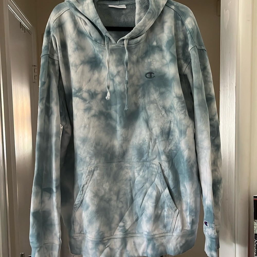 COPY - Champion Tye Dye hoodie